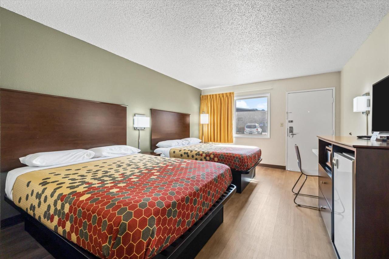 Bend Inn & Suites Ngoại thất bức ảnh