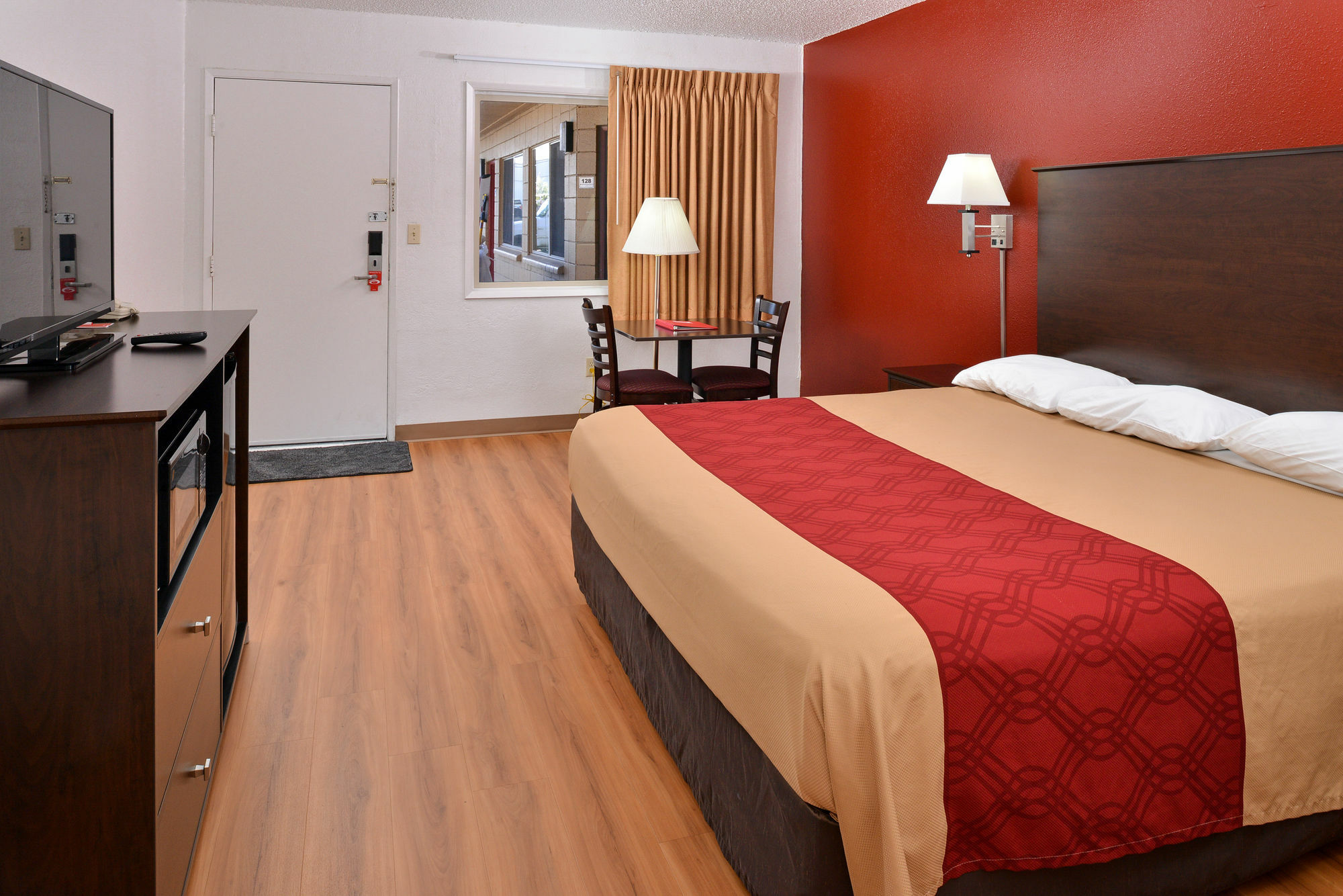 Bend Inn & Suites Ngoại thất bức ảnh